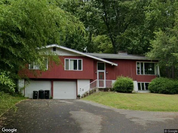 1826 Hartford Tpke, North Haven, CT 06473