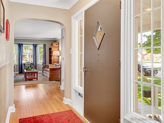 3rd image of 1044 S Ashland Ave