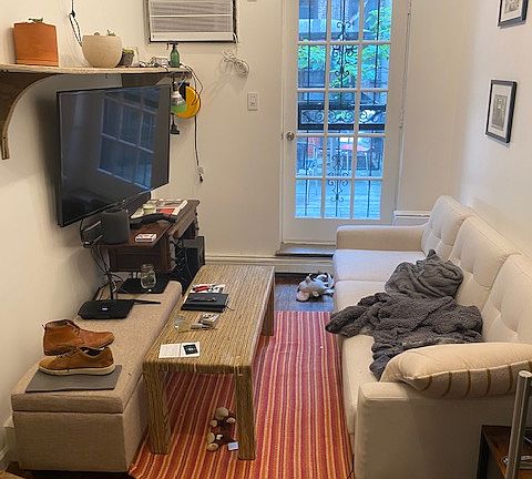 2nd image of 94 Orchard St APT 2B