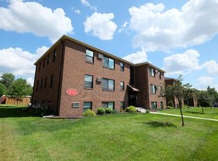 1642 Snelling Ave N #9, Saint Paul, MN 55108