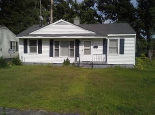 106 S Dover St, Kinston, NC 28501