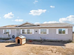 10992-10992 Tecopa Rd, Apple Valley, CA 92308