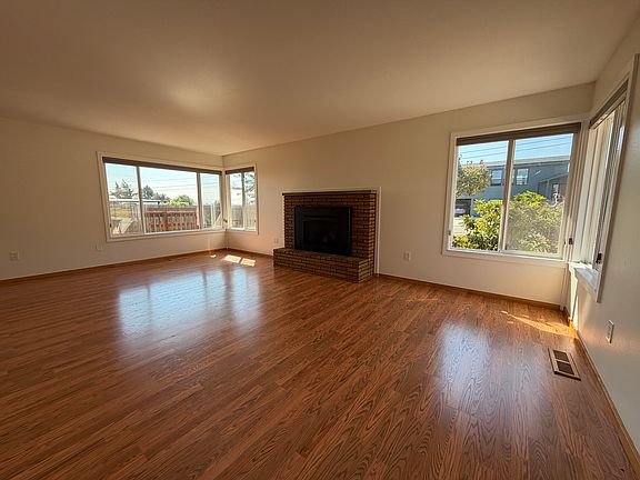 3rd image of 1410 25th St