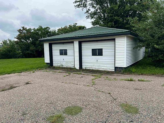 2nd image of 28276 Schuerman Rd
