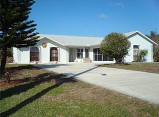 318 Fleming St, Sebastian, FL 32958