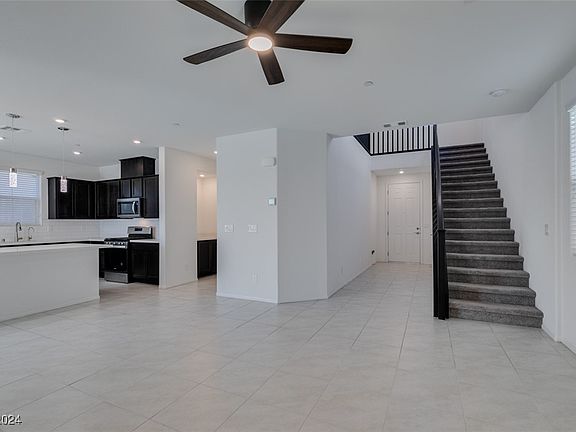 4th image of 6858 Sweet Bay St