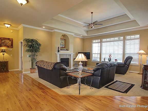 2nd image of 81 Cullen Hills Dr