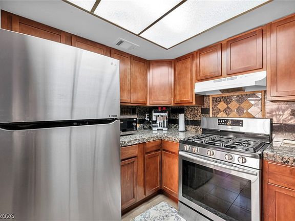 4th image of 6443 Big Pine Way