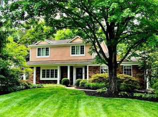 116 Robinwood Dr, Terrace Park, OH 45174
