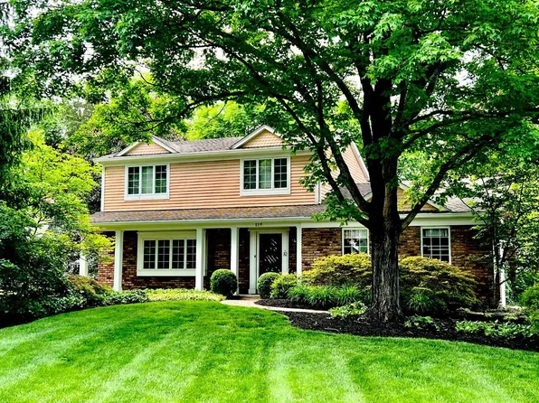 116 Robinwood Dr, Terrace Park, OH 45174