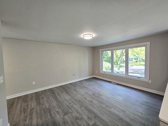 2nd image of 2159 E Eden Ct