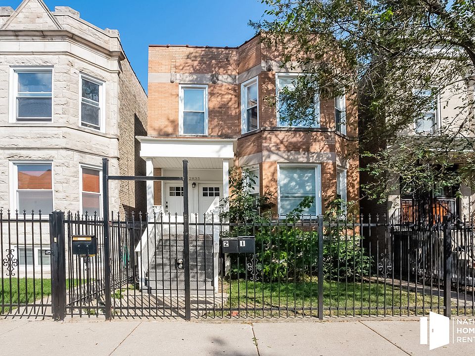 1st image of 2835 N Albany Ave #1