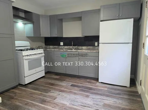 1740 Harvard Ave NW, Canton, OH 44703