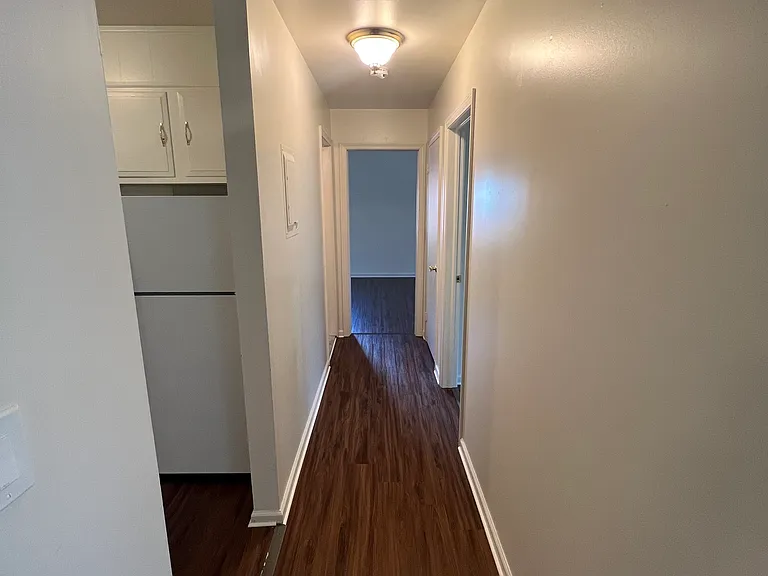 165 Pearl St — Photo 5