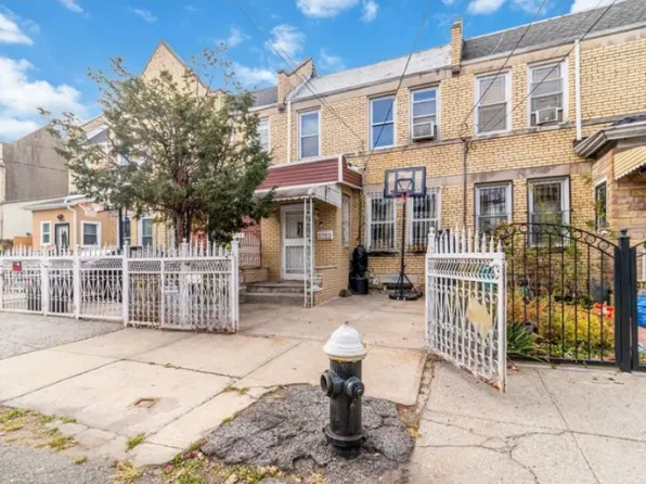 3723 Rombouts Avenue image 1 of 1