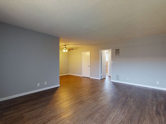 4th image of 11519 Venice Blvd #19-4