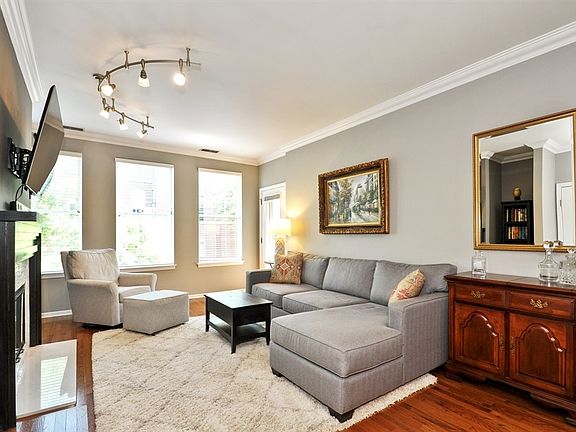 2nd image of 301 W Scott St APT 204