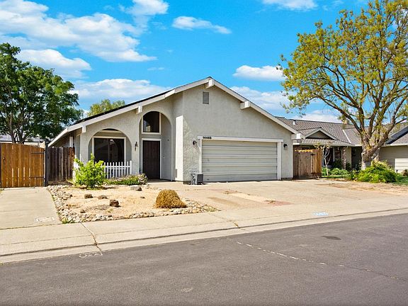 4th image of 14465 S Arapaho Way