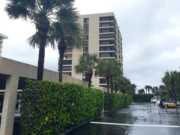 2nd image of 450 Ocean Dr APT 302