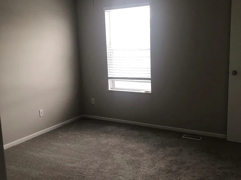 702 Parkgrove Way — Photo 7