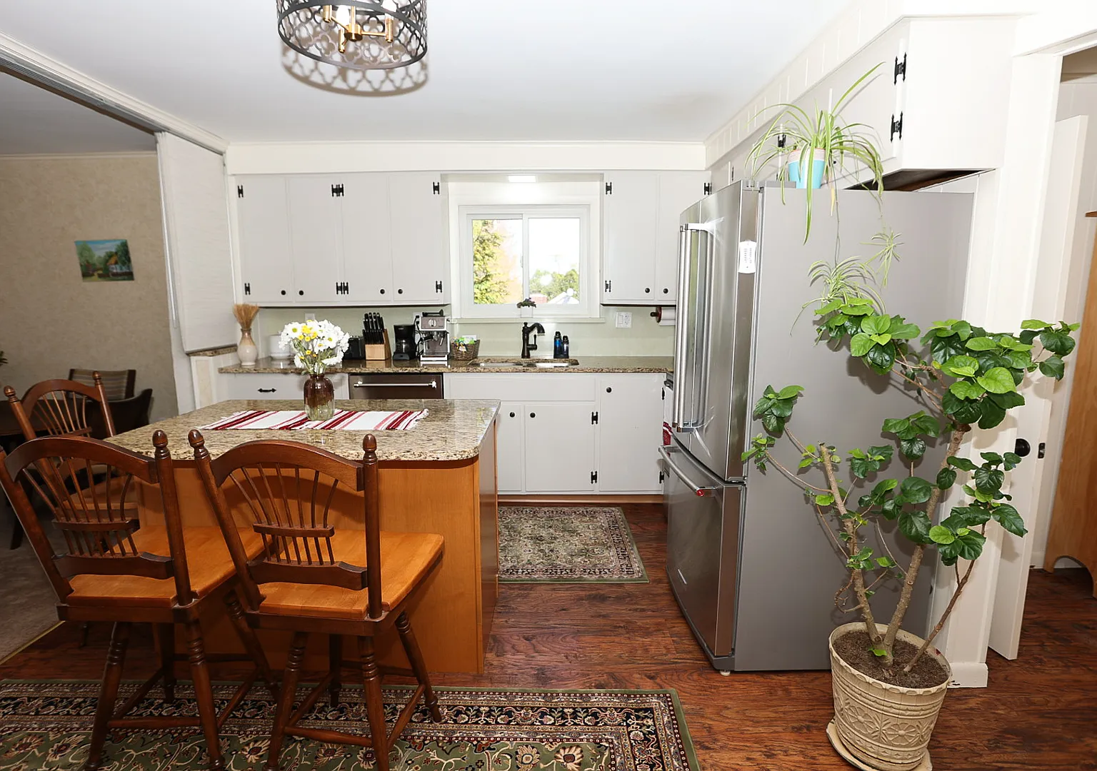 3 bed, 1860 sqft, $3,500 — Photo 4