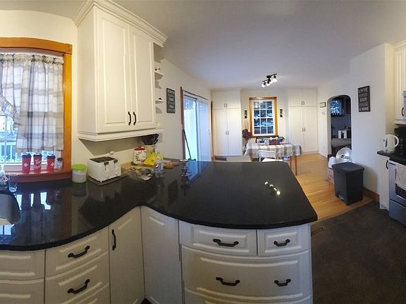 5th image of 46 Coronation Ave