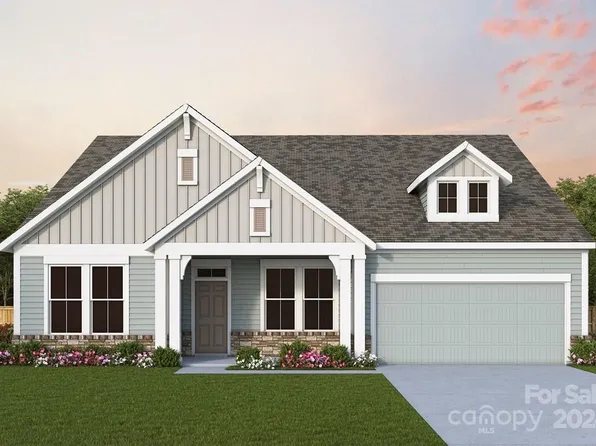 3152 Gavin Ln, Harrisburg, NC 28075