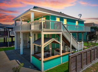 930 Eastview, Crystal Beach, TX 77650