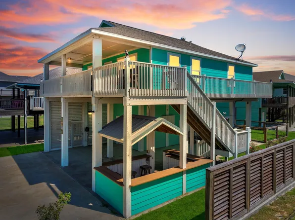 930 Eastview, Crystal Beach, TX 77650