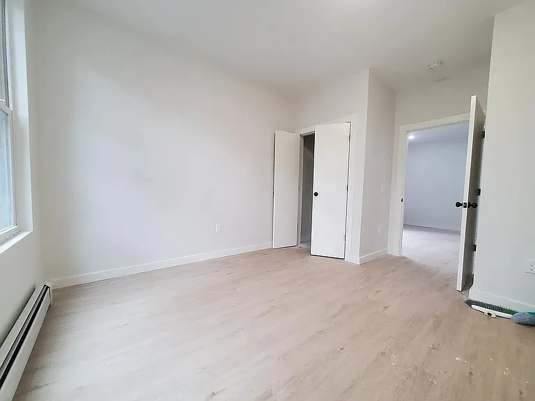 177 Van Nostrand Ave #R — Photo 6