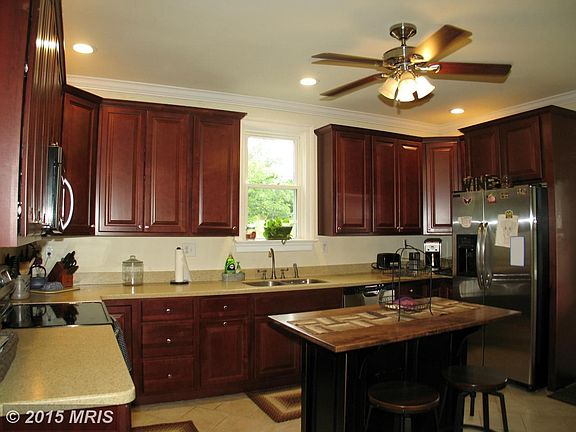 Kitchen with Island