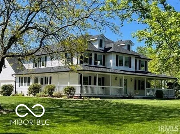 7984 S Deer Lake Dr, Nineveh, IN 46164