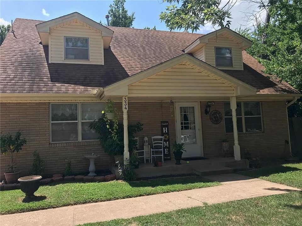 1st image of 334 W Cedar Dr
