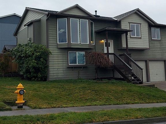 3rd image of 3115 72nd Ave NE