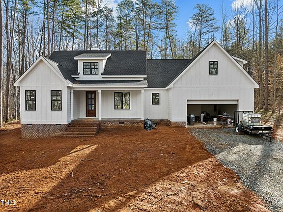 4th image of 2030 Thoroughbred Ln