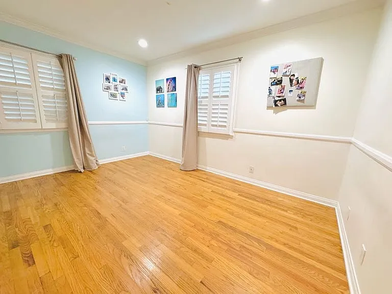 4636 Talisman St — Photo 14
