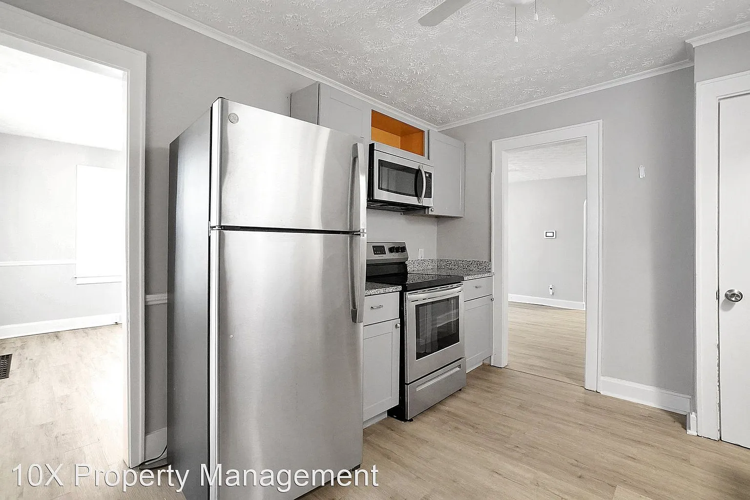1104 Berkeley Rd photo 1