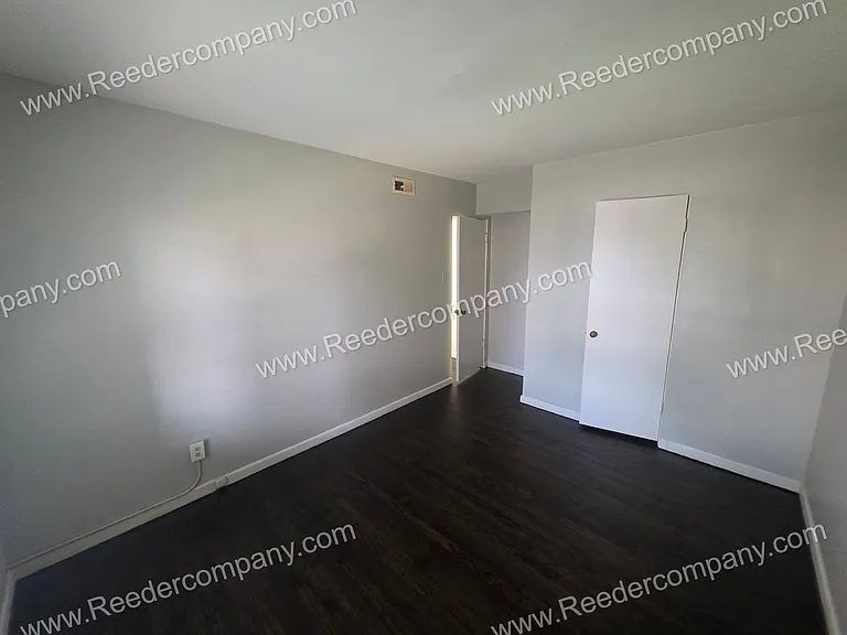 1102 Beacon Street — Photo 8