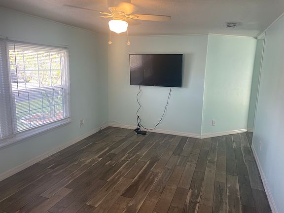 4th image of 12 Camino Real Dr