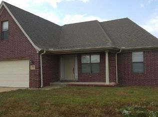 903 Rue Royale Dr, Marion, AR 72364