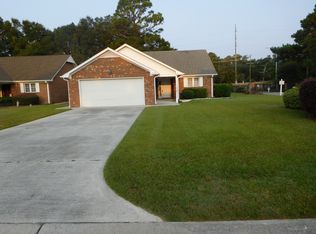 6200 Sugar Pine Dr, Wilmington, NC 28412
