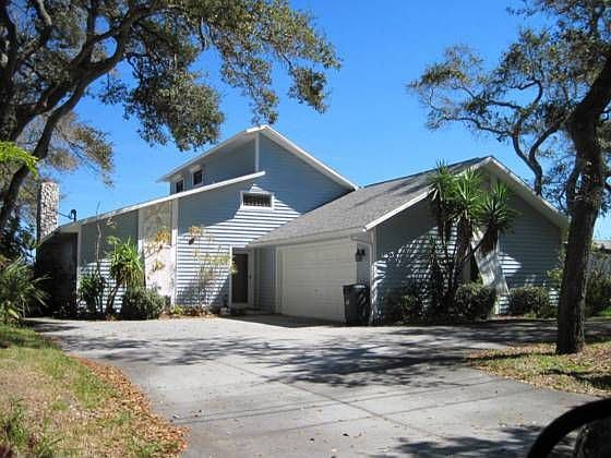 2nd image of 1517 Anglers Dr NE