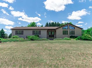 35 Ferdls Rd, Walden, NY 12586