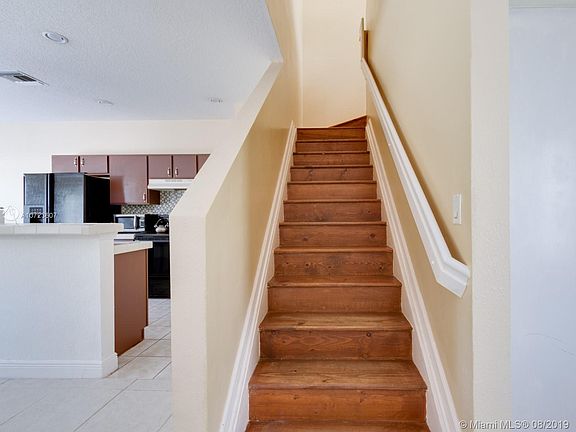 4th image of 231 Leland Ln
