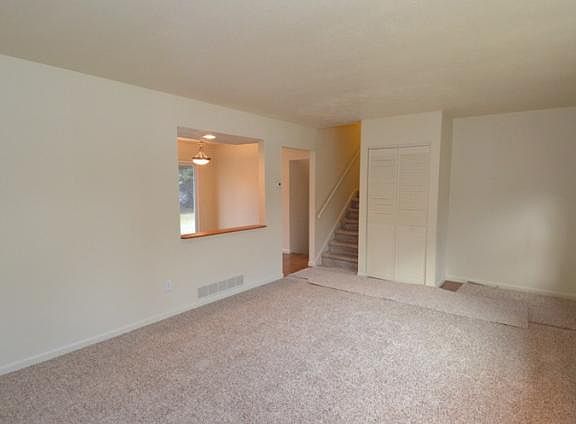4th image of 51850 Hedge Ct