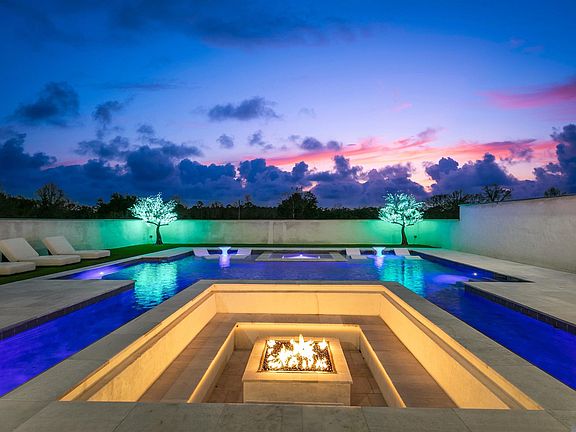 3rd image of 12348 Quaglino Rd