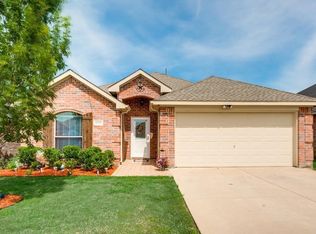 12229 Hunters Knoll Dr, Burleson, TX 76028