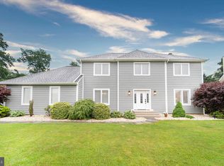 22 Marker Dr, Wilmington, DE 19810