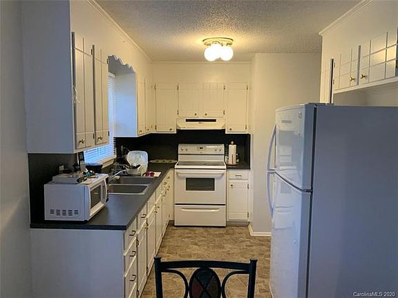 4th image of 5440 Glenview Dr