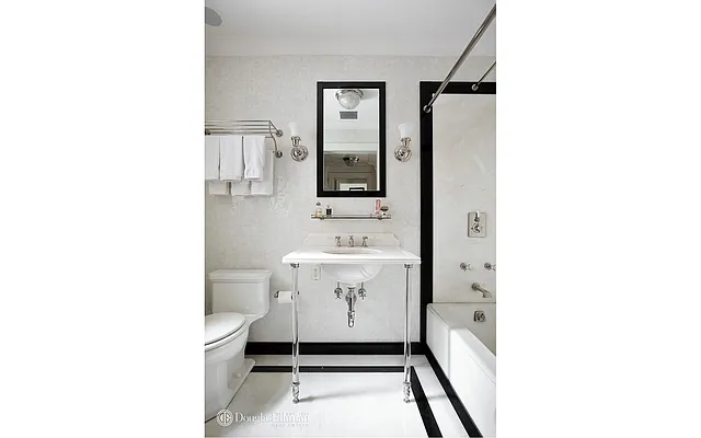 Sold by Douglas Elliman | media 21